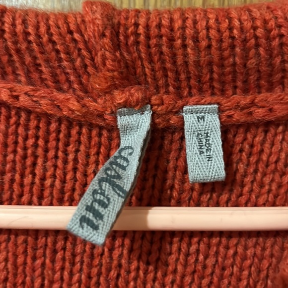 2 button cardigan type sweater by Caslon Nordstroms - Picture 3 of 7